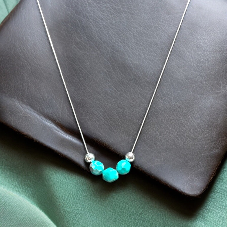 18in Turquoise Beaded Silver Necklace