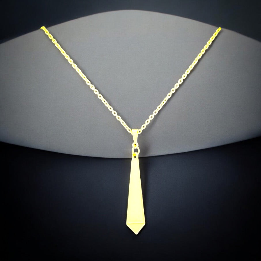 Icicle Pendant & Curb Chain