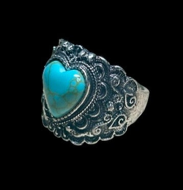 Vintage-Style Turquoise Ring