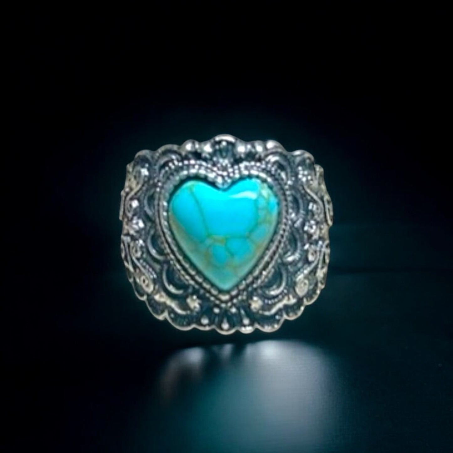 Vintage-Style Turquoise Ring