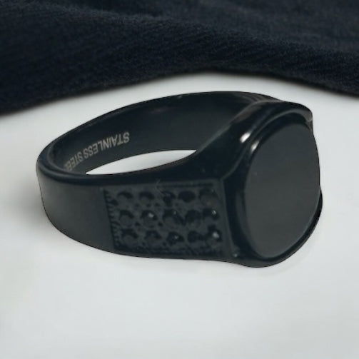 Men’s Black Onyx Signet Ring