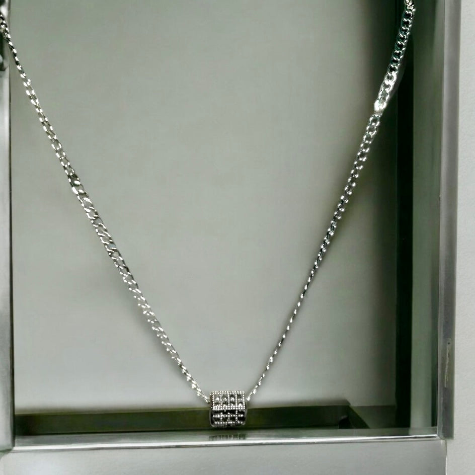 Cylindrical Pendant & Curb Chain